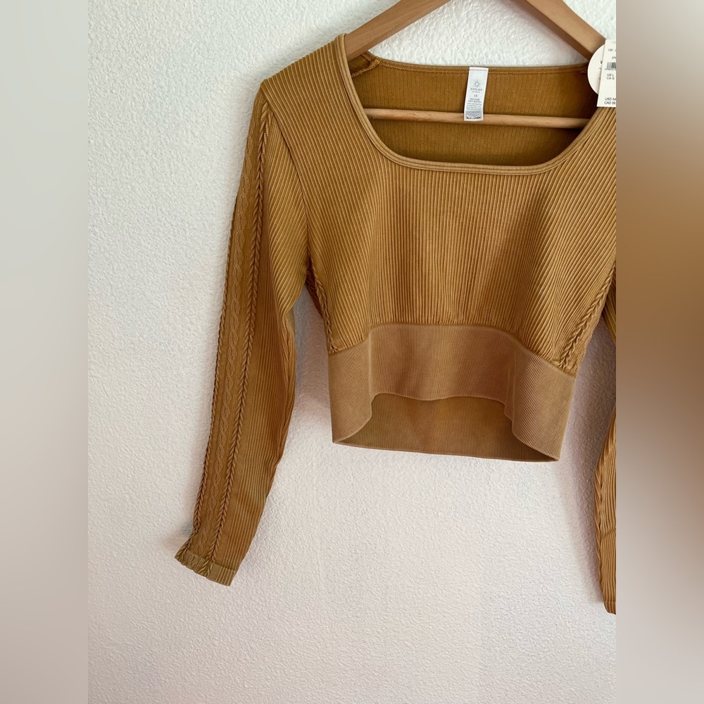 Aerie Offline Seamless Cable Cropped Compression Stonewash Brown Top L - Picture 3 of 13